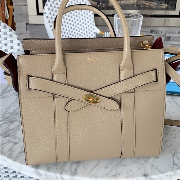 Meet your Posher, Maureen - Picture 1 of 1